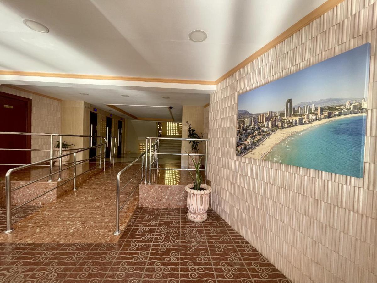 Pintor Solana Poniente Beach Benidorm Bagian luar foto